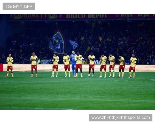 法甲朗斯球队：朗斯足球俱乐部的法甲表现与历史